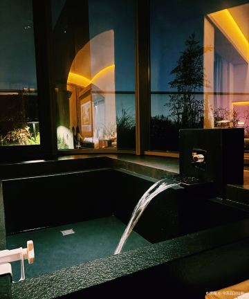 宁波老外滩等风来图片