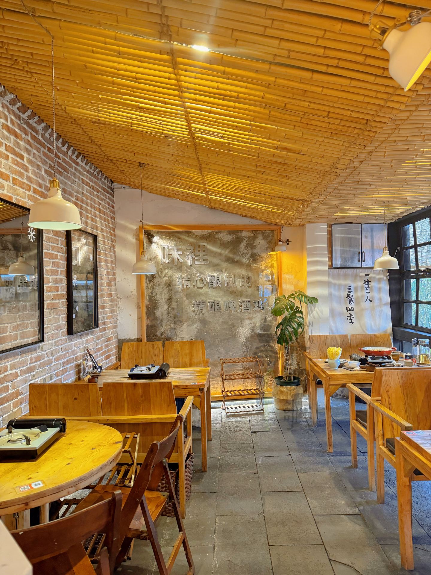 Gallery 4