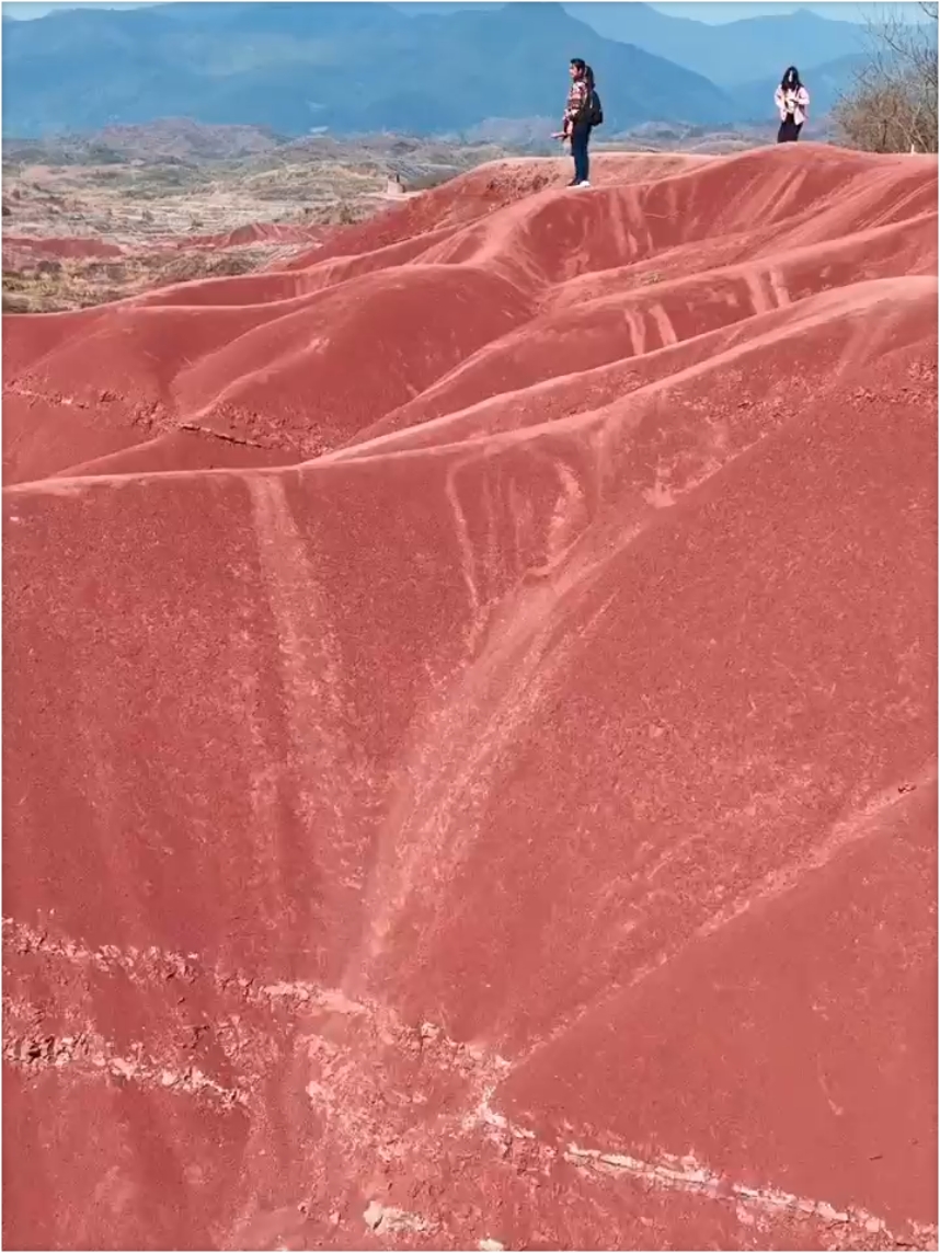 红色沙漠
