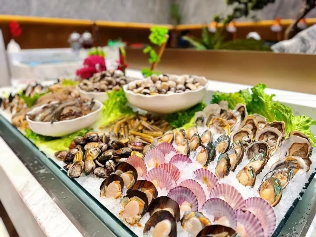 浙江润泽大酒店自助餐饮部(青田店)餐厅图片