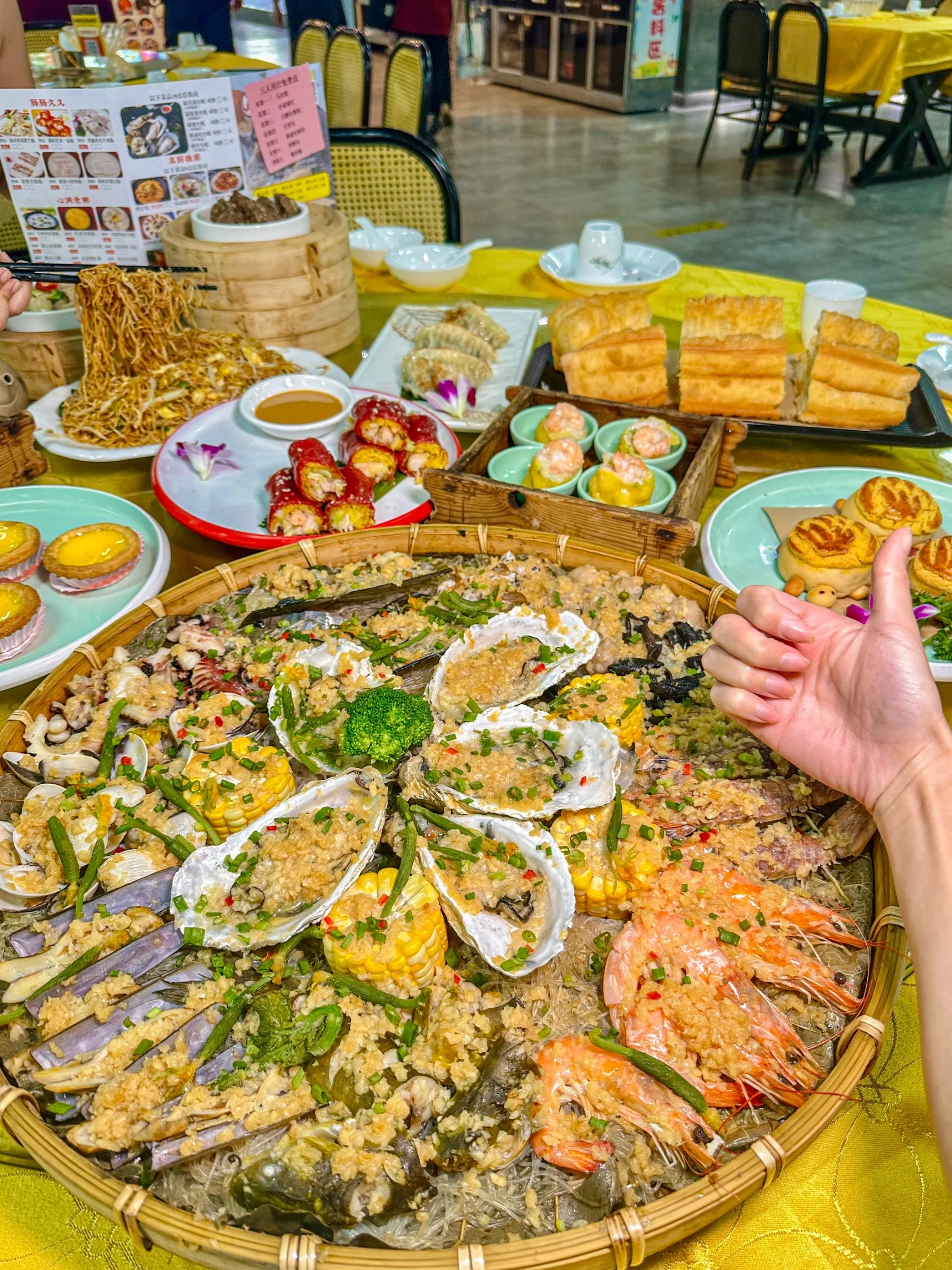 在东莞，全款带家人吃到了广式海鲜早茶！