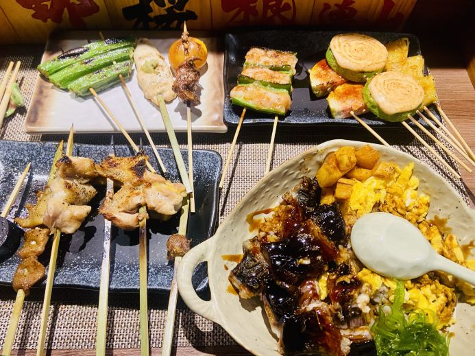废财·炭火烧鸟·居酒屋(宝山路店)