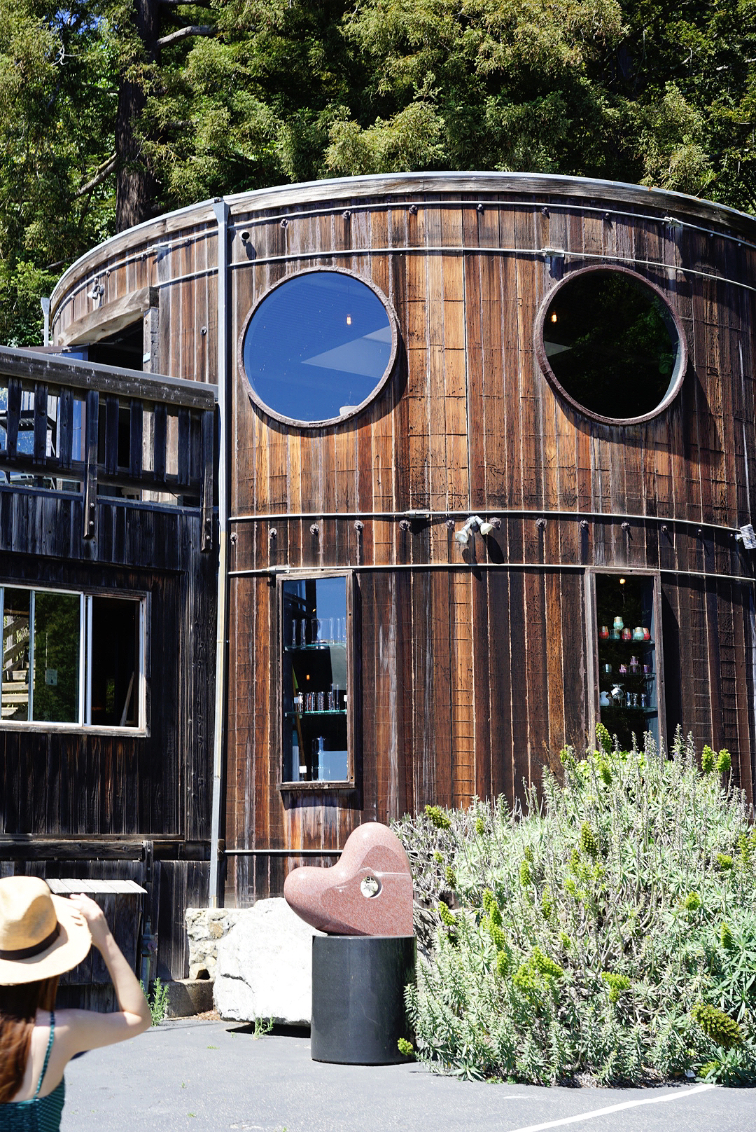 Big Sur Coast Gallery & Cafe