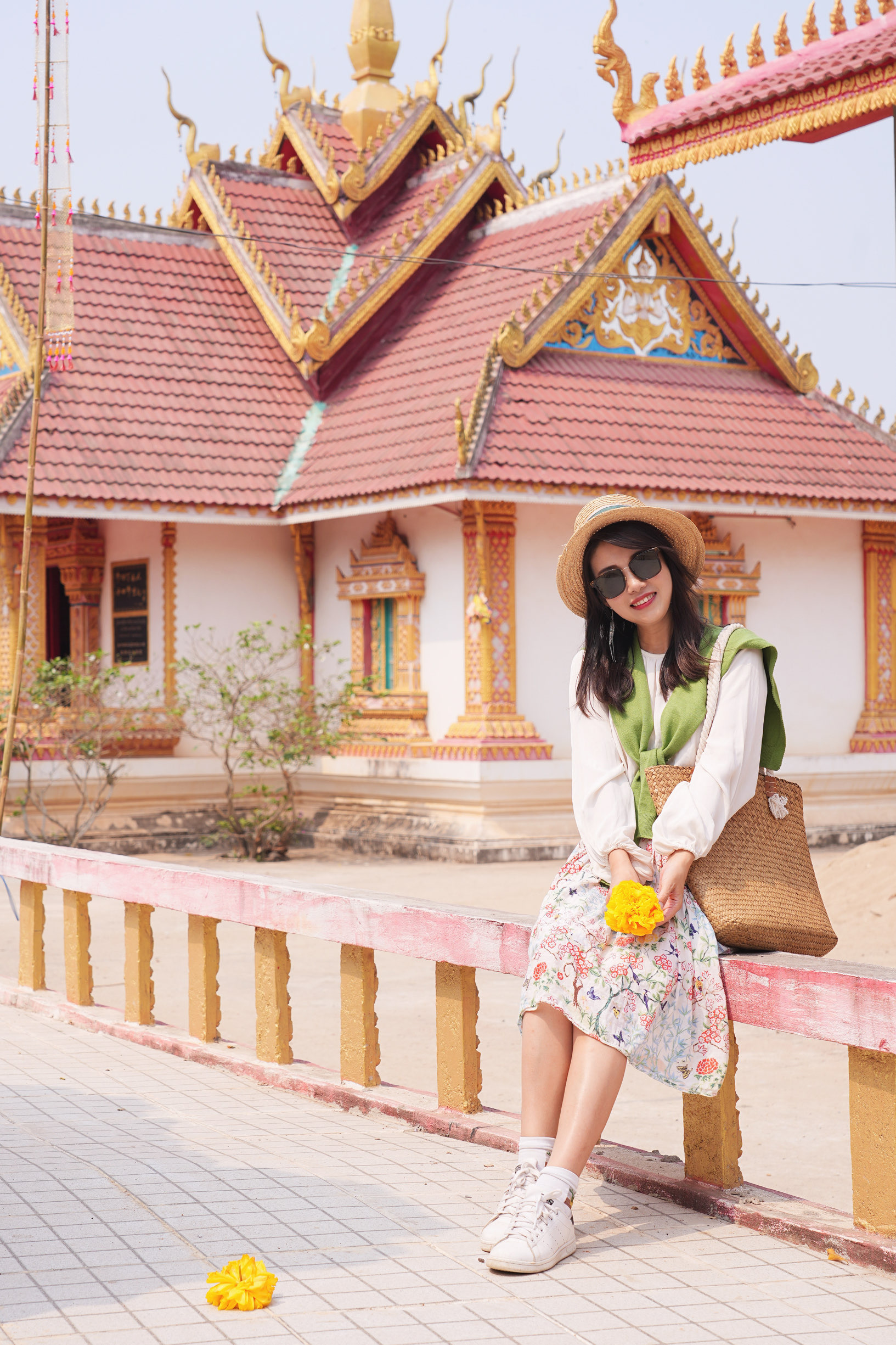 老挝博胶旅行，打卡东湾村寺