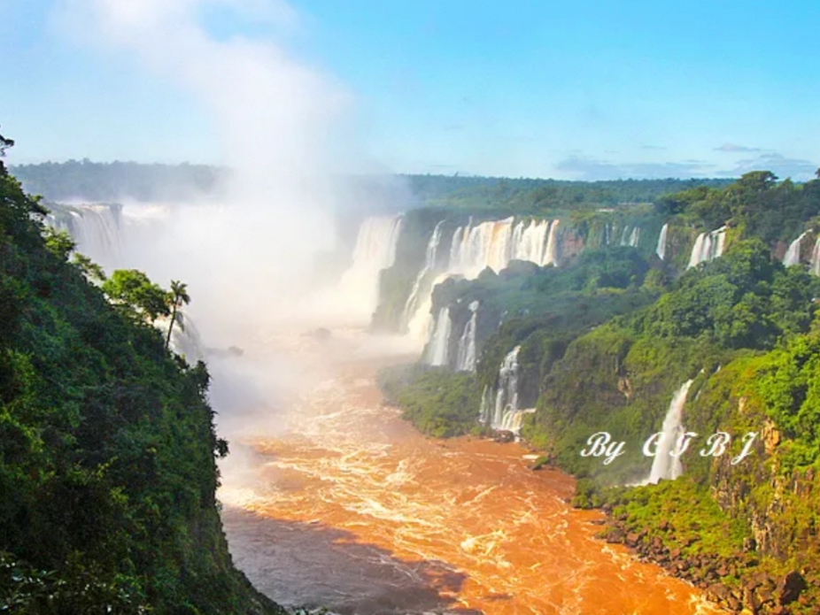 探索巴西伊瓜苏国家公园：大自然的壮丽画卷