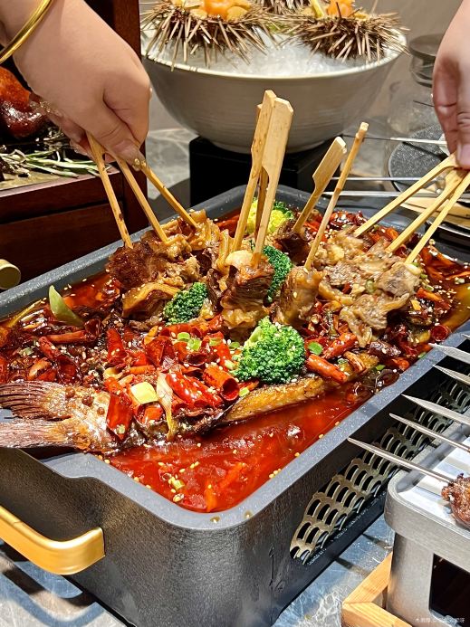 千户川海鲜烧烤大牌档(东港·民主广场店)
