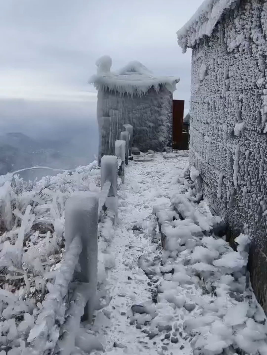 湖北广水三潭冰雪世界