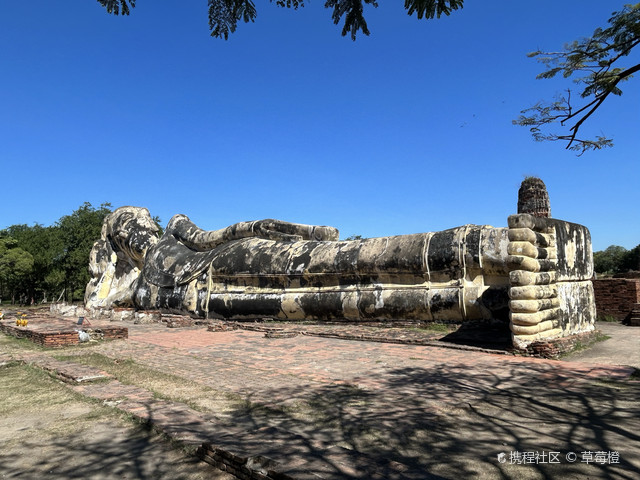 大城卧佛寺|一尊巨型卧佛横卧空旷遗址上,非常震撼
