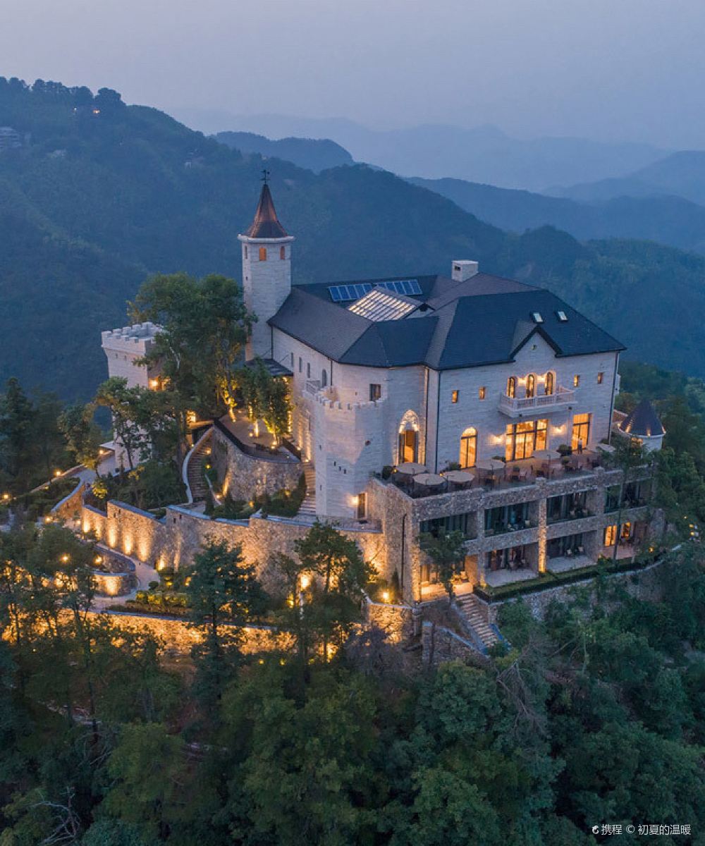 莫干山裸心堡度假村图片