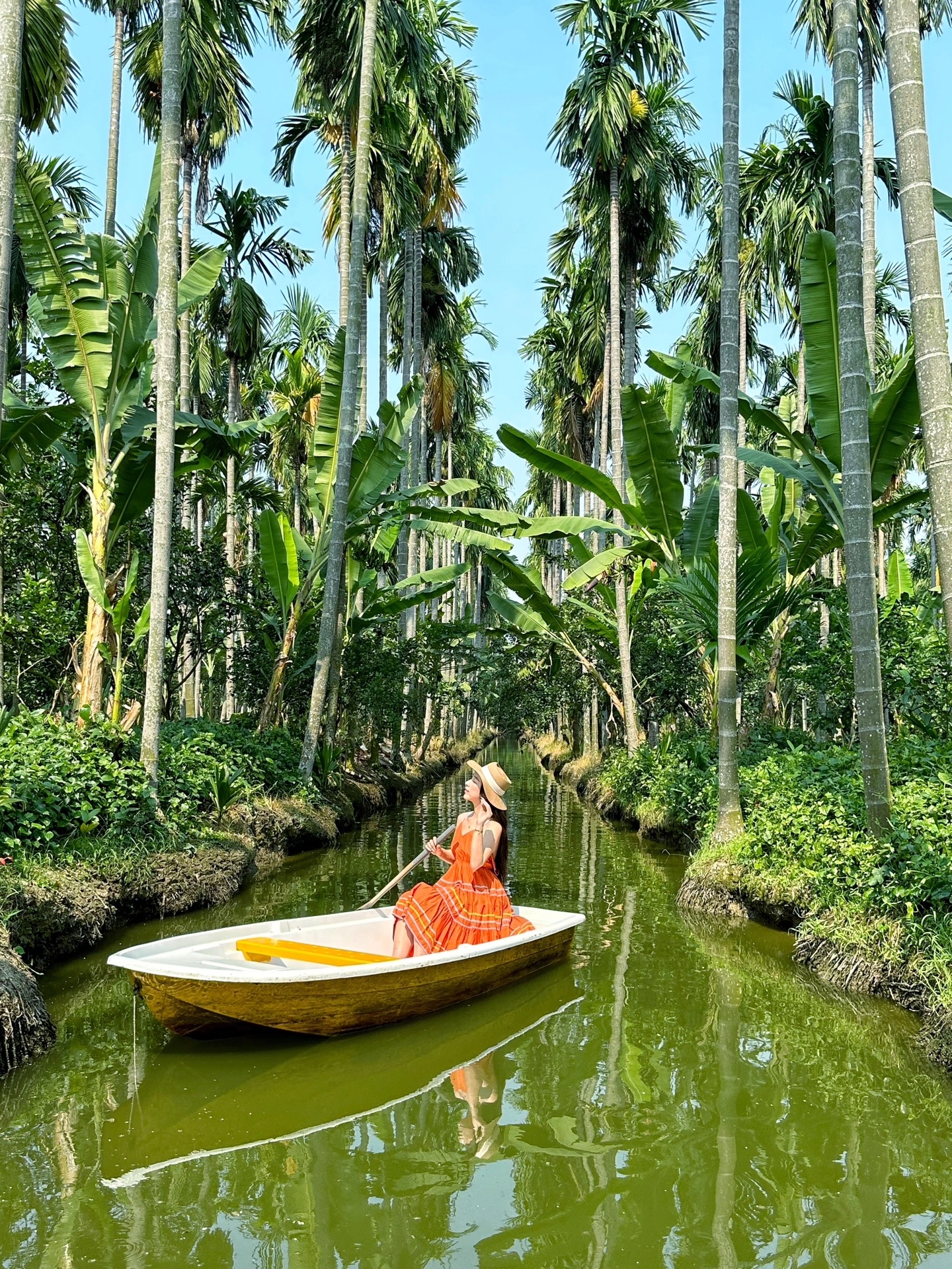 泰国旅行🇹🇭热带丛林中划船是什么体验