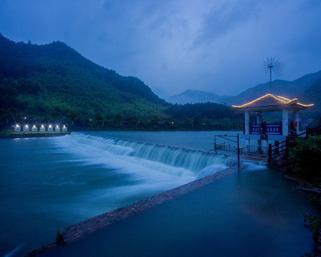 近日雨水较多,金华市婺城区白沙溪水位上涨,入选了世界灌溉工程遗产