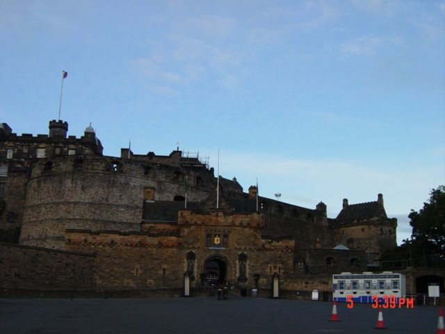 #探访历史名胜古迹 愛丁堡城堡，著名景点