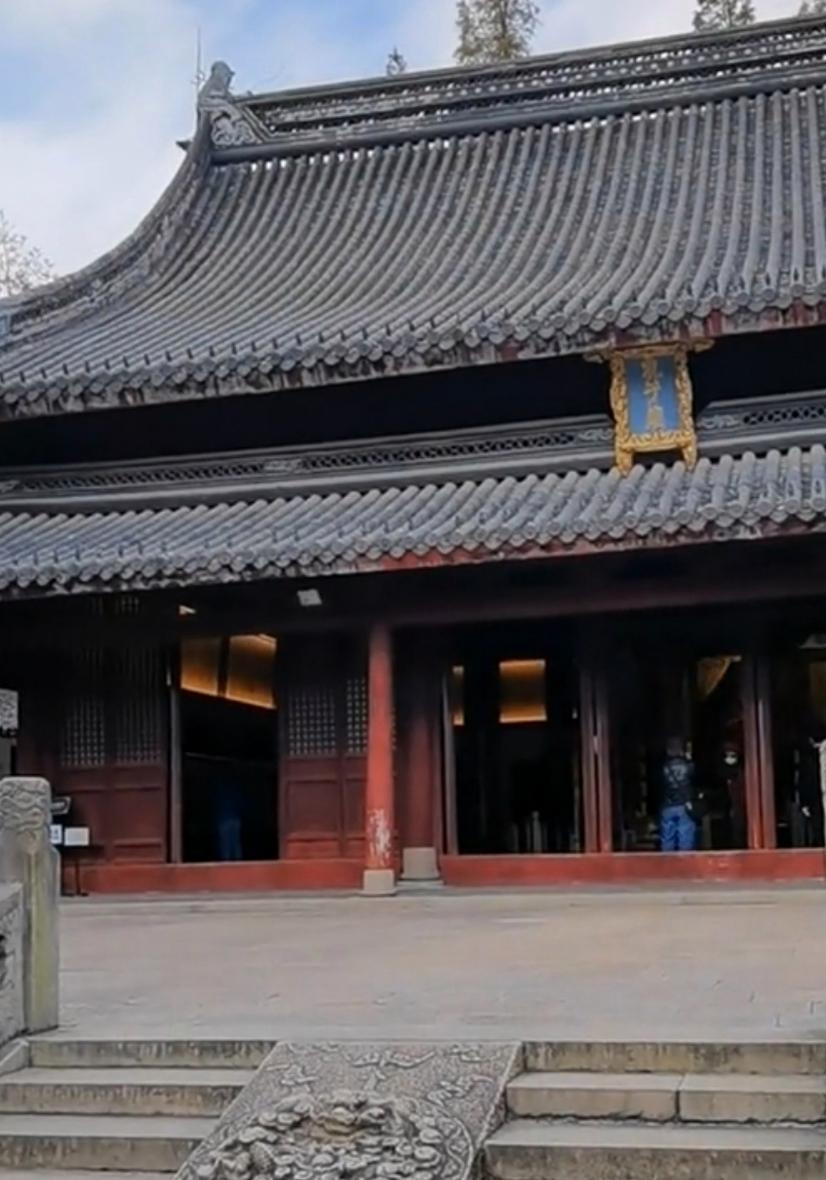 实拍上海嘉定孔子庙吸引各地游客前往游览