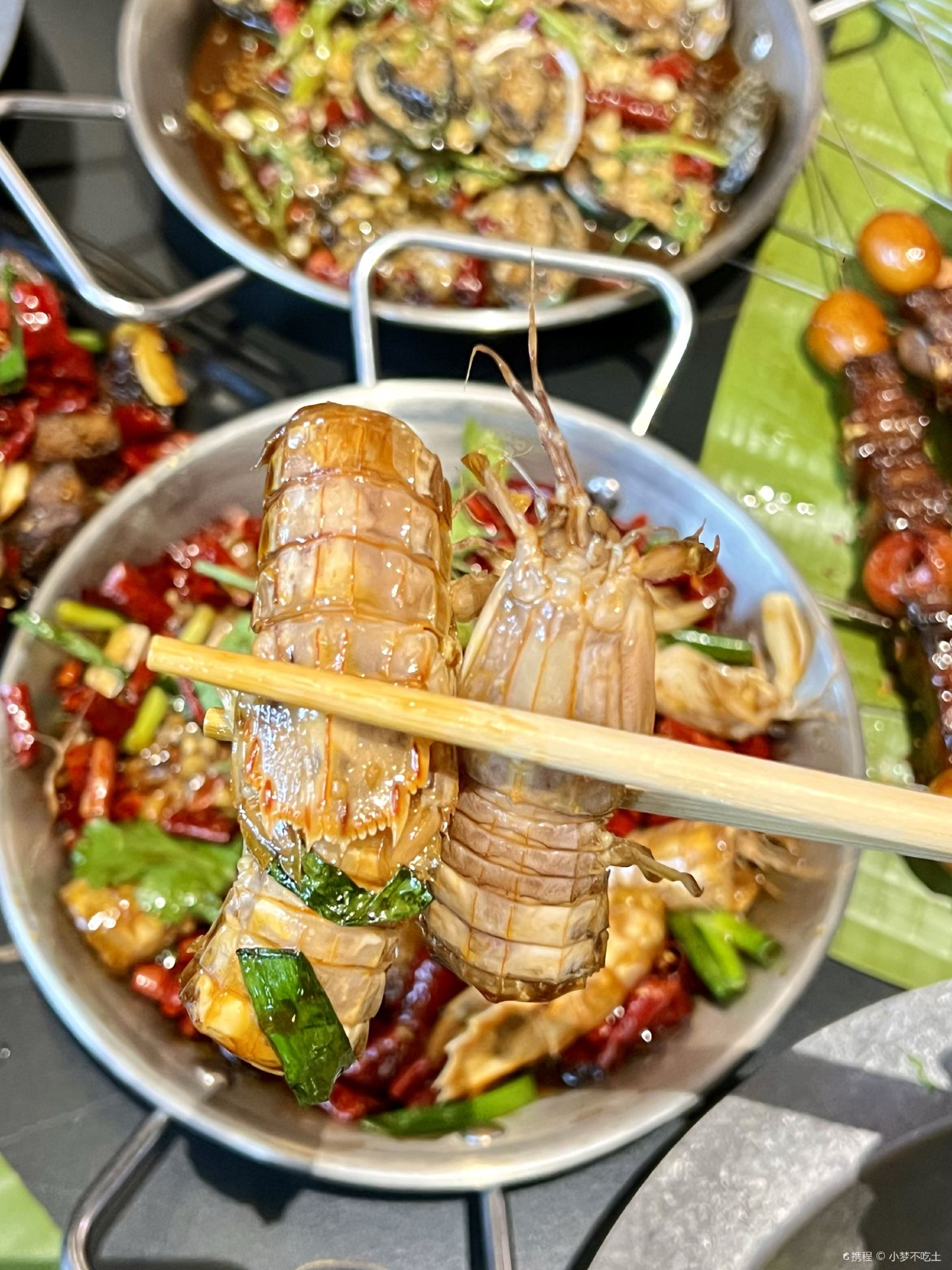 曼听小寨海鲜烧烤(民主广场店)
