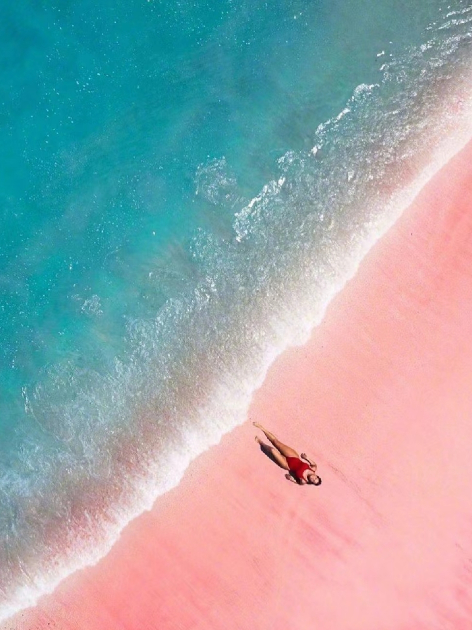 欧洲四大粉色沙滩🌸我的少女心爆棚了！