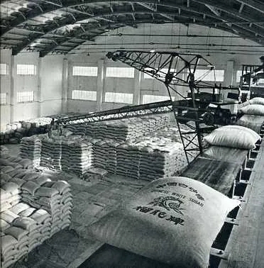 解放后广西新建的五十九个大、中型糖厂之一——贵县制糖厂。