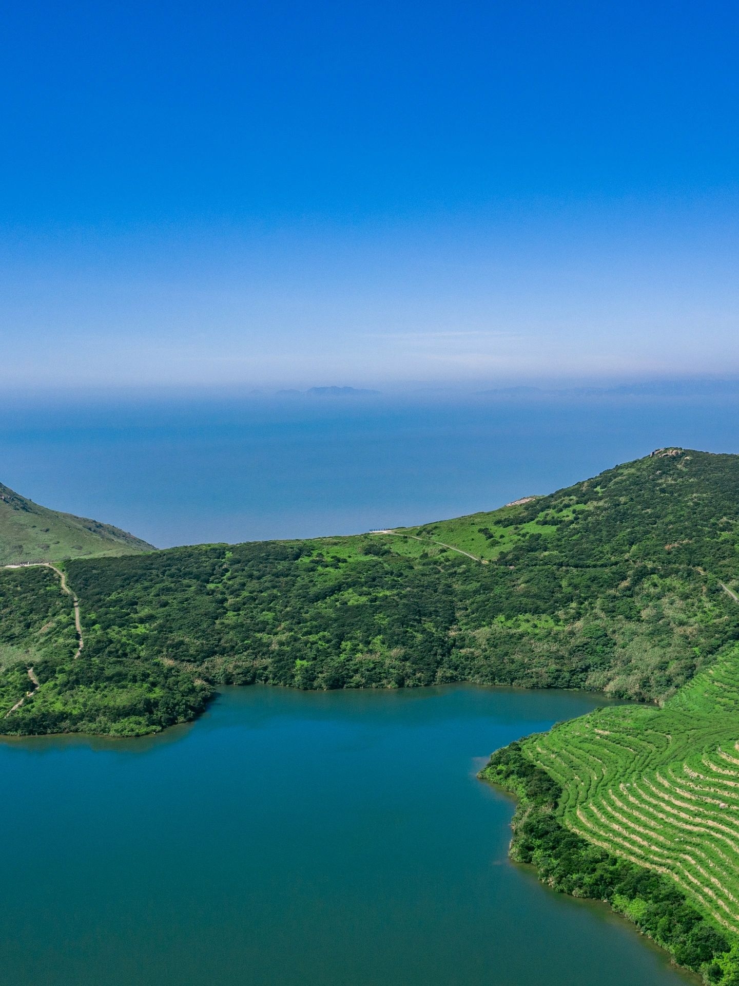 央视曾两次到岛拍摄，获评中国最美十大岛屿——嵛山岛