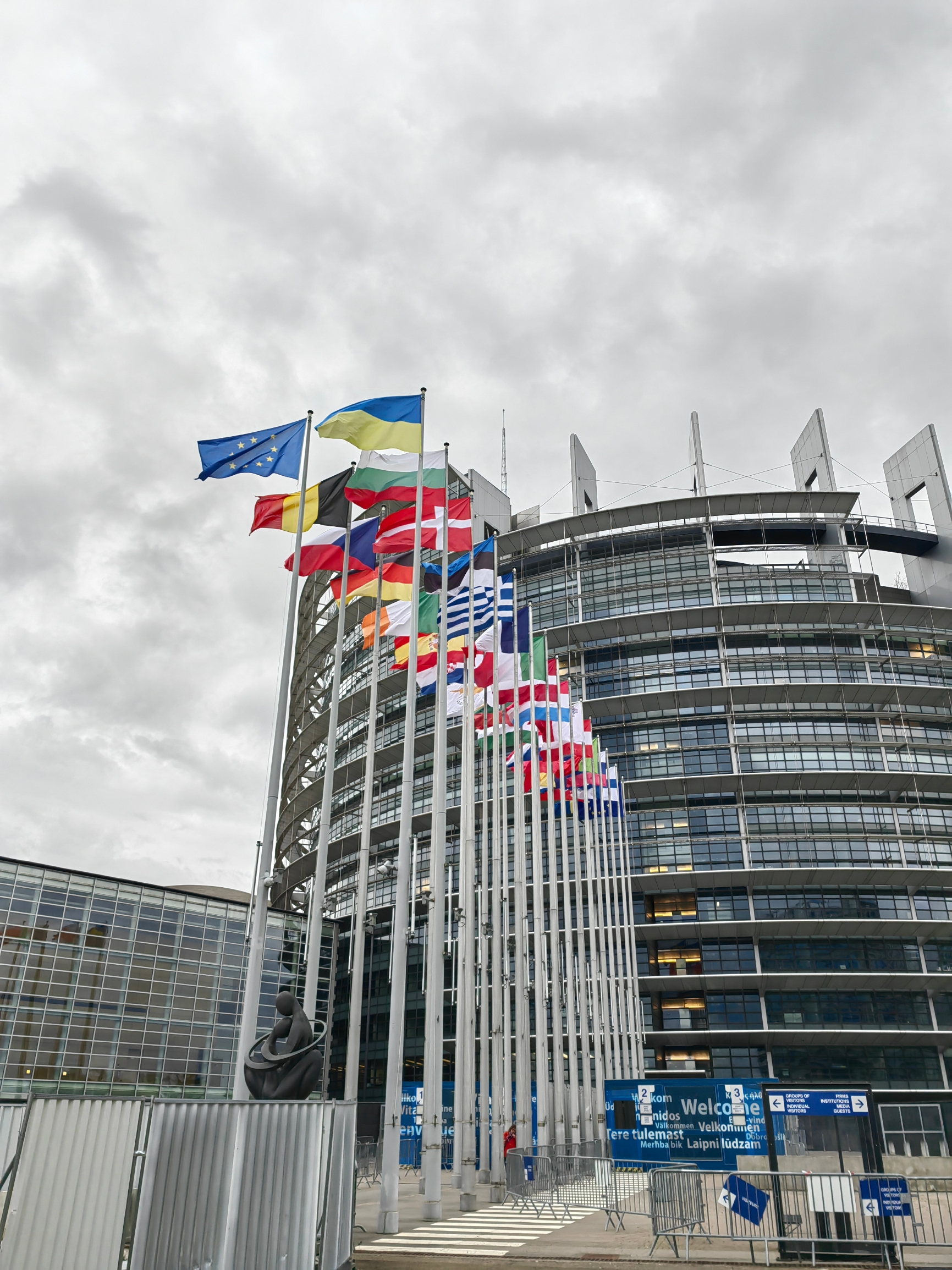 零距离感受欧盟政治运作和欧盟的一切，免费参观欧盟议会大厦