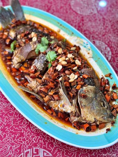 Weishanhudeguocheng (huposhanzhuang)