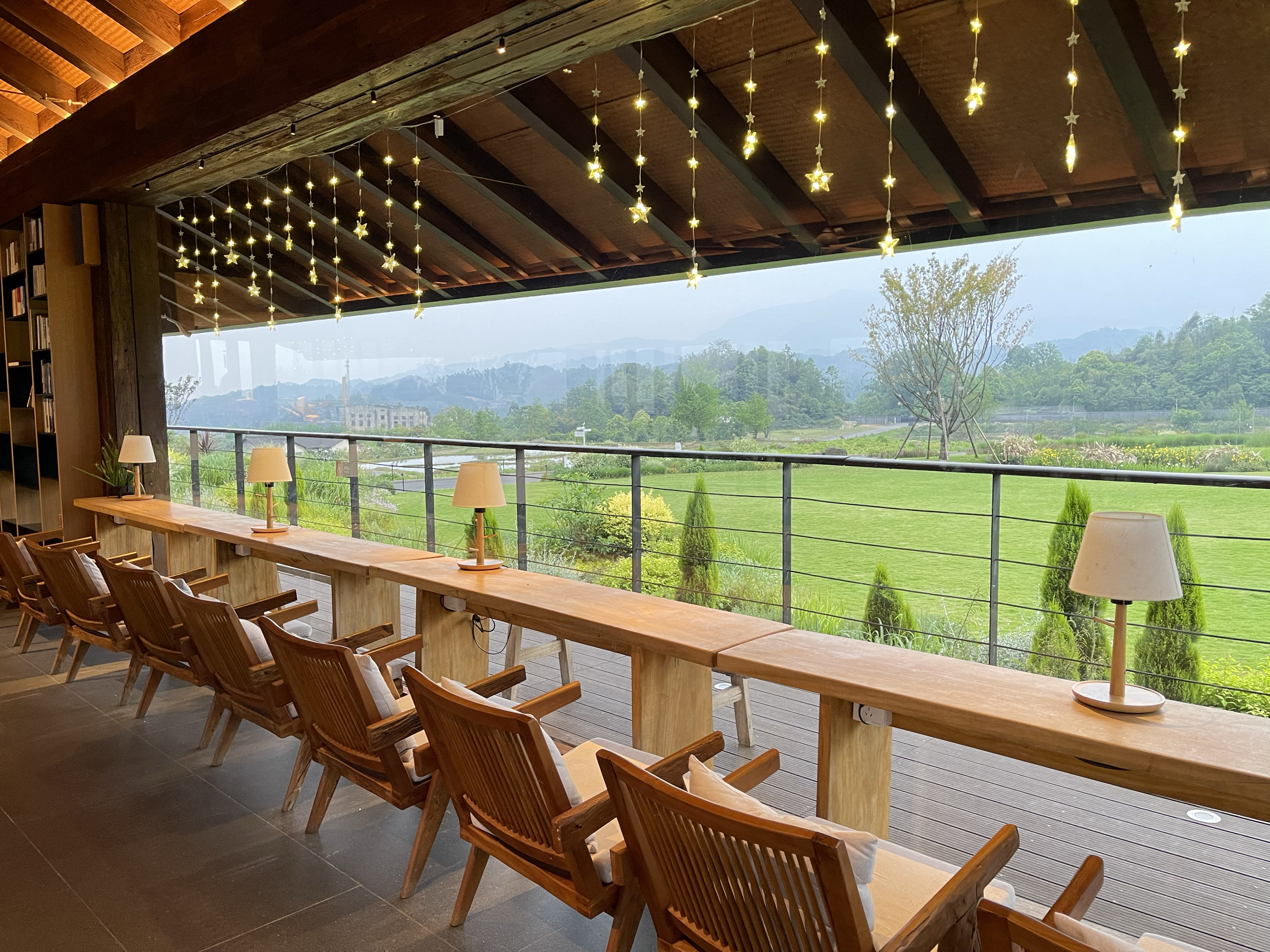 高桥里涵田·野坡咖啡餐厅图片