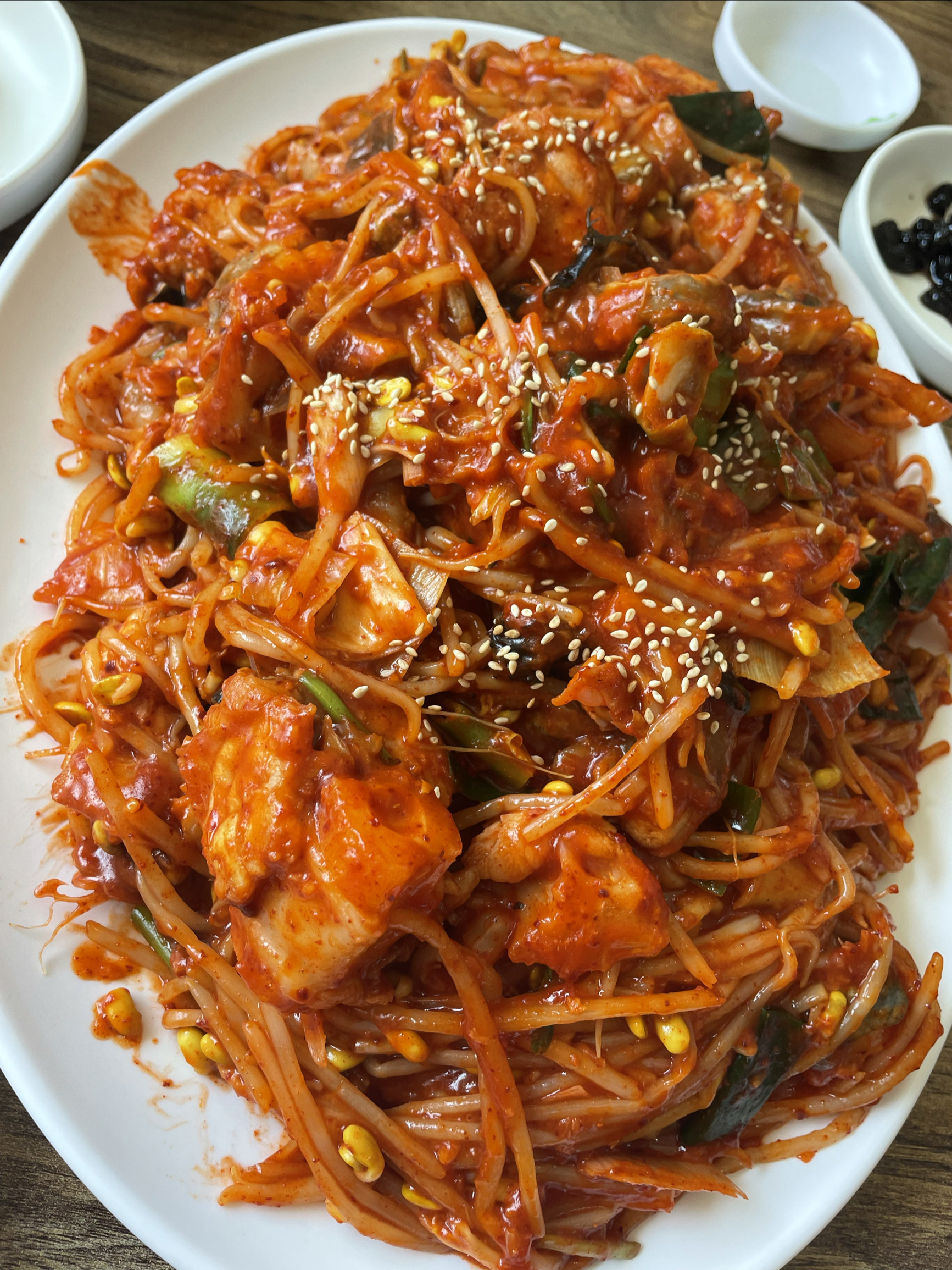 辣炖安康鱼，是韩国特色美食～富川上洞湖水公园 景色不错