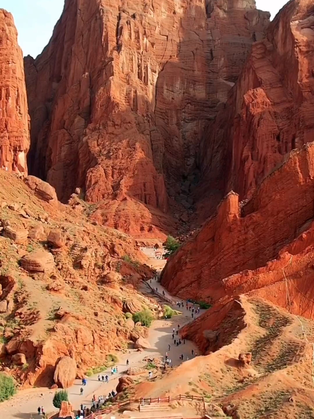 天山神秘大峡谷