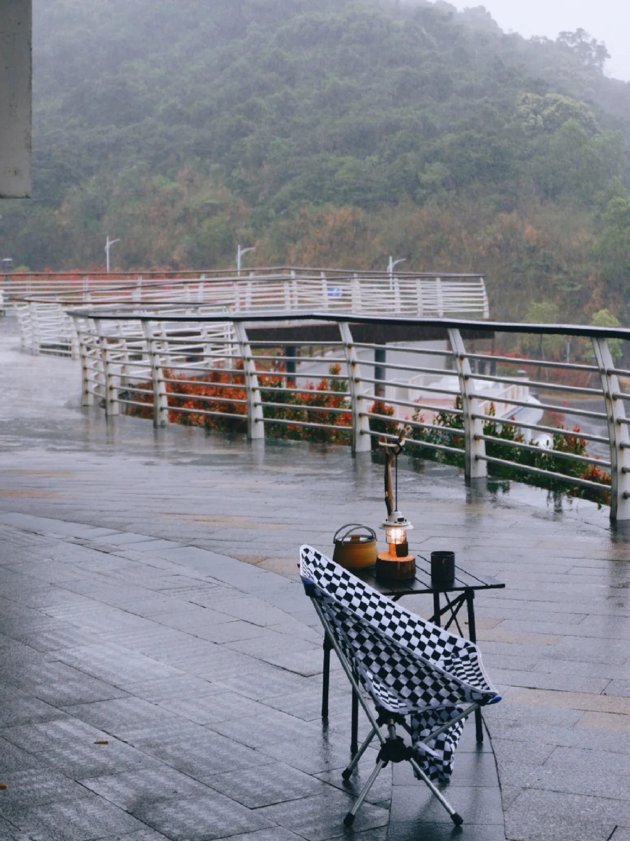 深圳雨天也能露营的地方｜雨中和安静相处