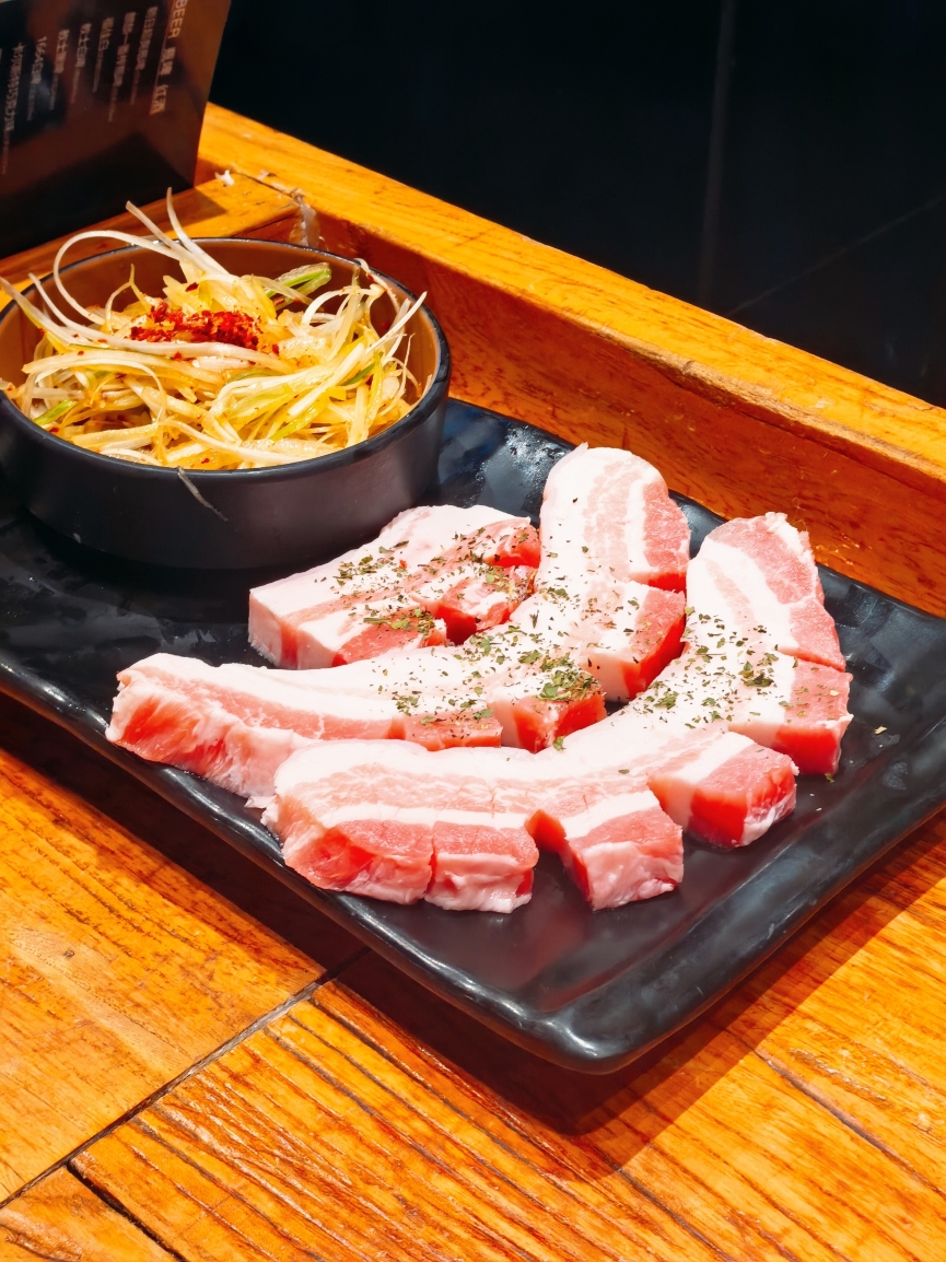 千寻烧肉(老报馆店)