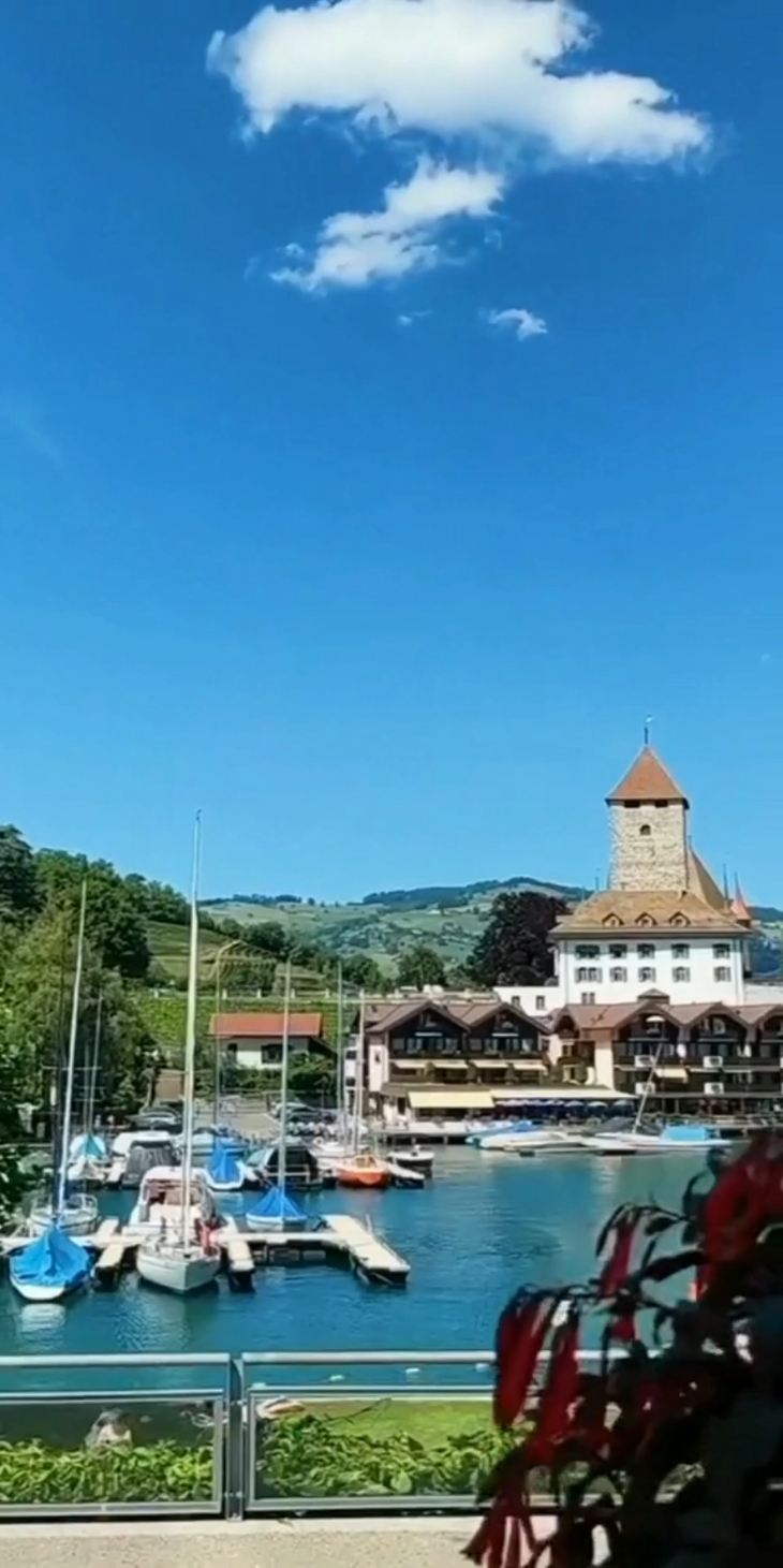 瑞士施皮茨小镇