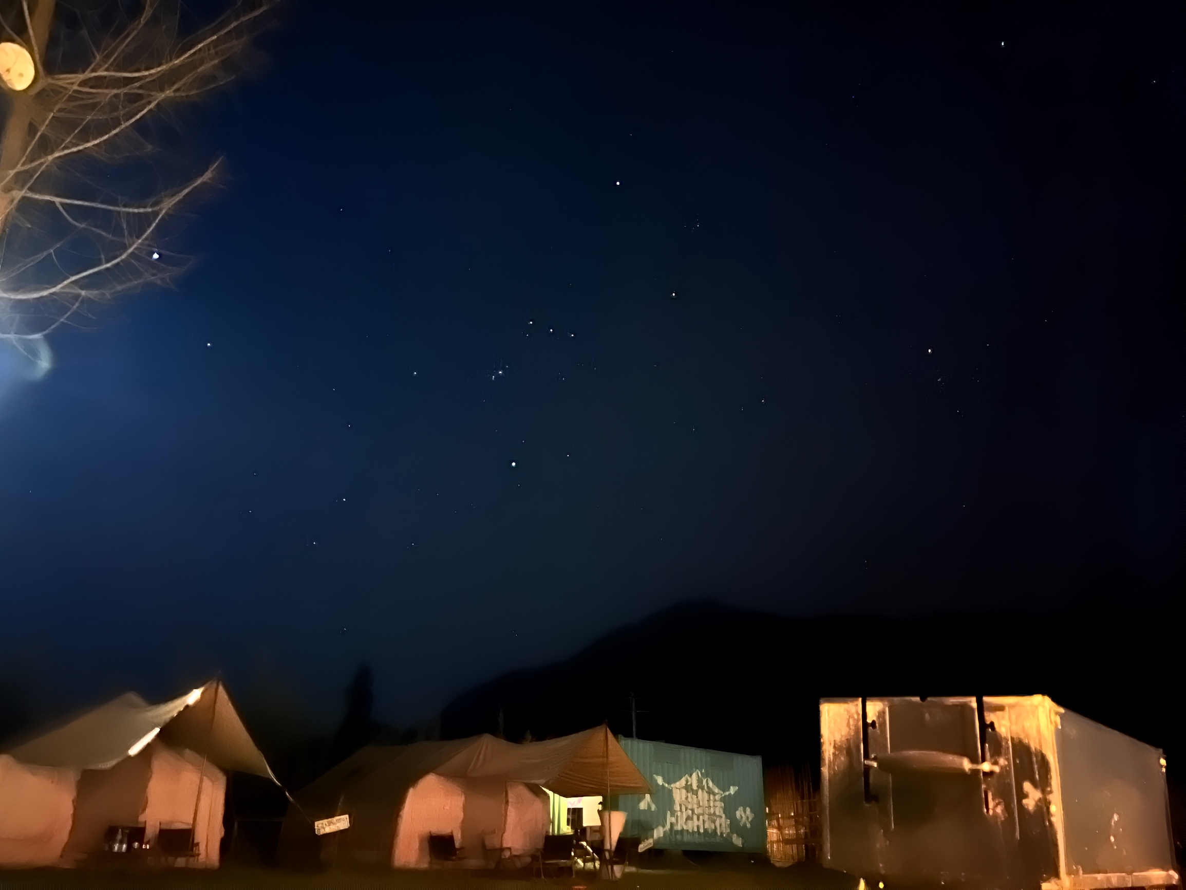 露营最喜欢看到的夜晚