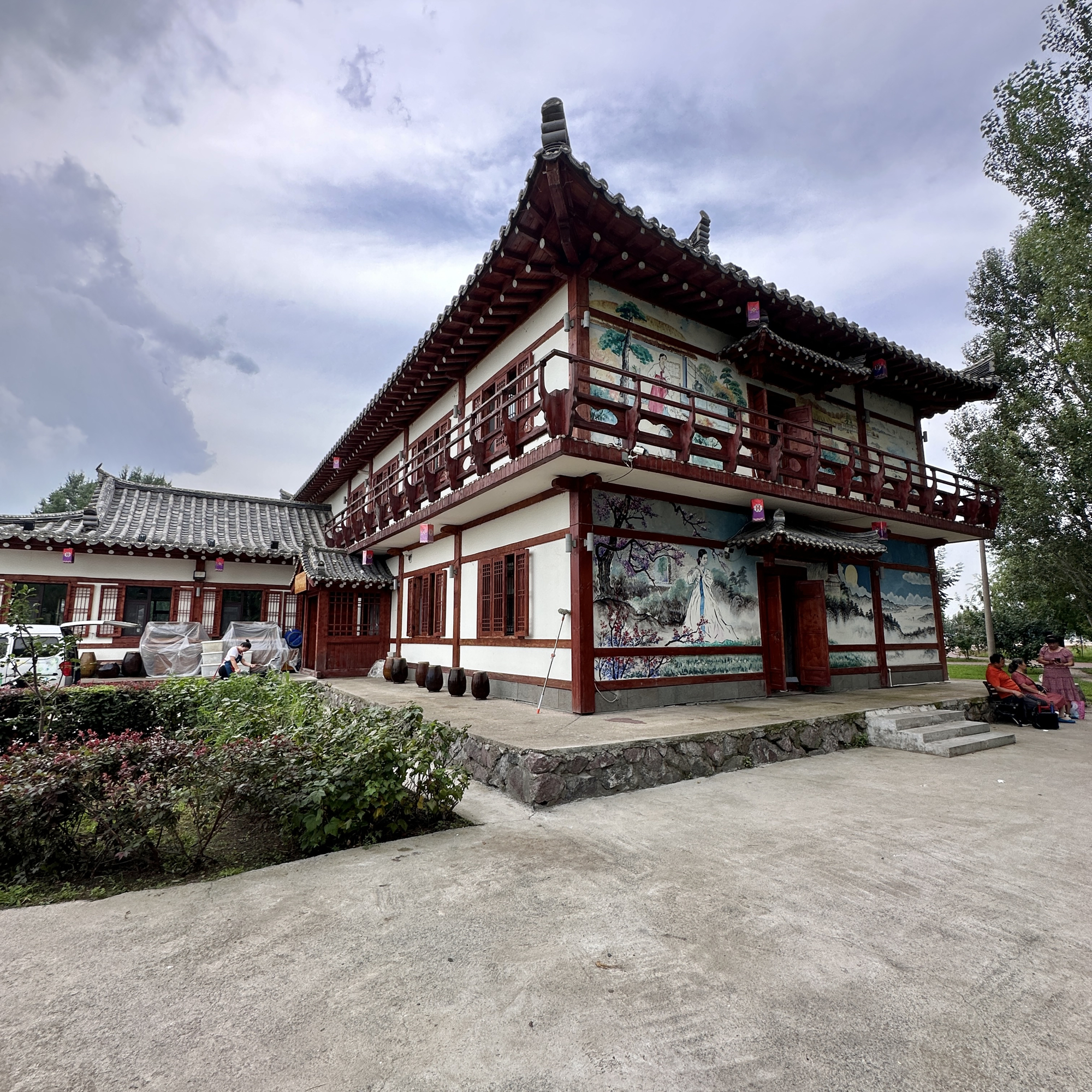 春花民族美食(佳木斯总店)