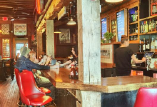 Dinosaur Bar-B-Que美食图片