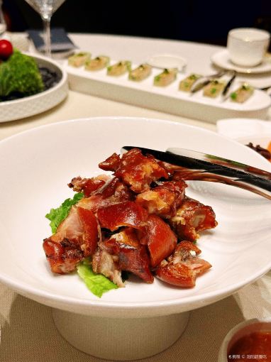 时宴·鲁品·臻至鲁菜(汉峪金谷店)