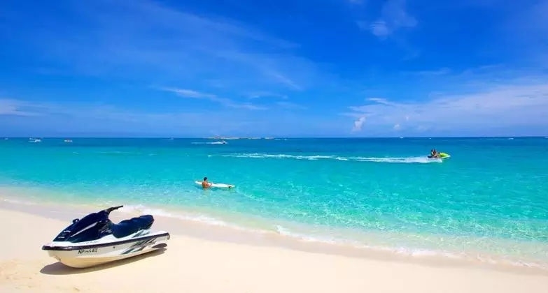 北地海滩（Playa Norte）位于墨西哥的穆赫雷斯岛。穆赫雷斯岛位于尤卡坦半岛东北方，坎昆的正北