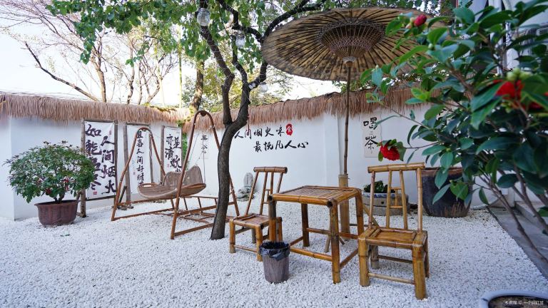 Gallery 2