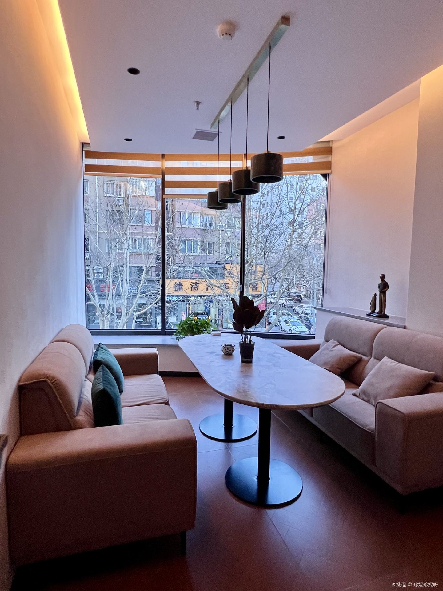 Gallery 4