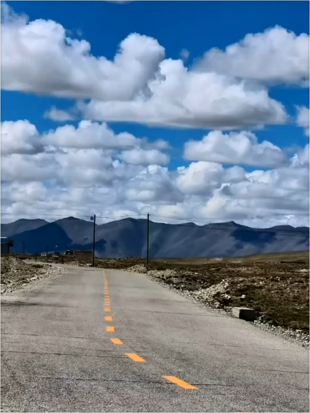 记录我的旅行足迹自驾219之旅：走进冲巴雍错，冲巴雍错不是太大，和知名的色林错、纳木错？羊卓雍措、玛