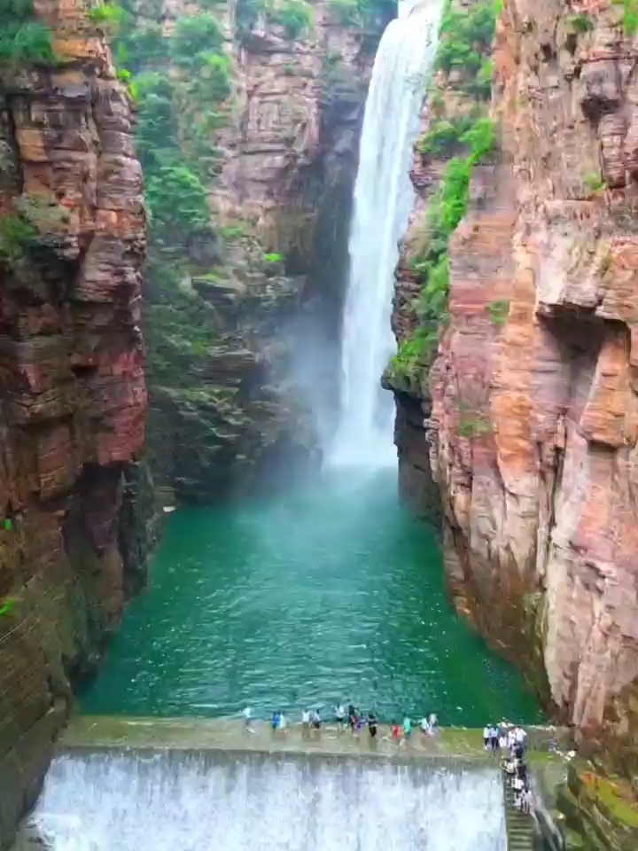 五一放假必须去的地方，太美了，看山看水看美景。