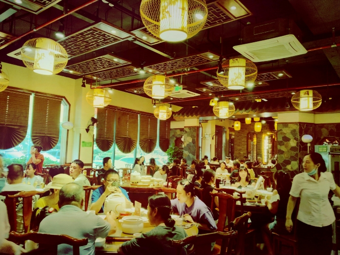 黄矮生态食府(滨河西路店)
