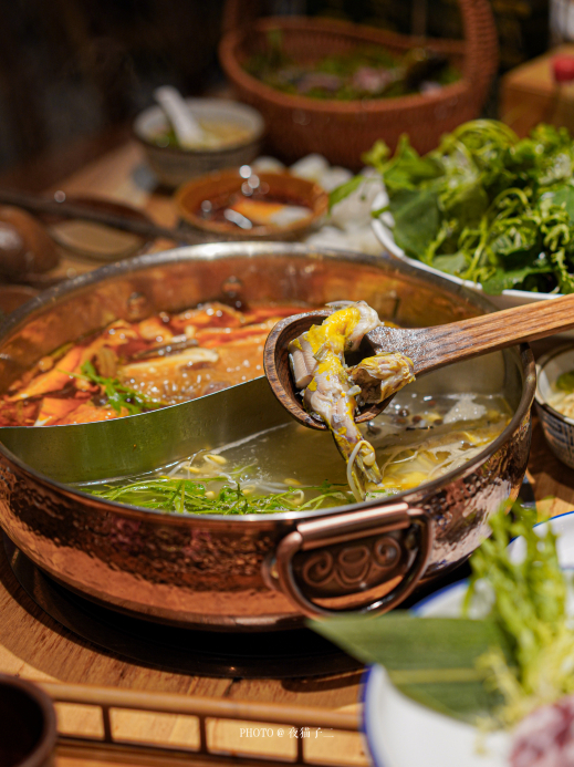 黔诚·多彩火锅(甲秀楼店)餐厅图片