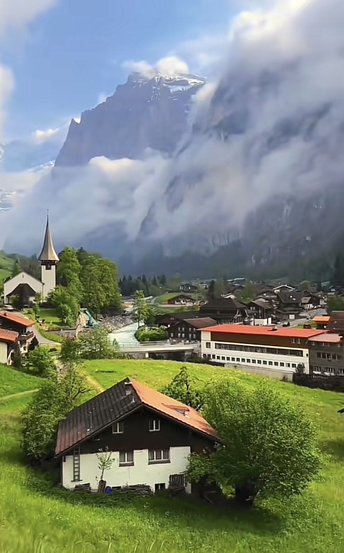 瑞士之心，因特拉肯小镇的绝美之旅