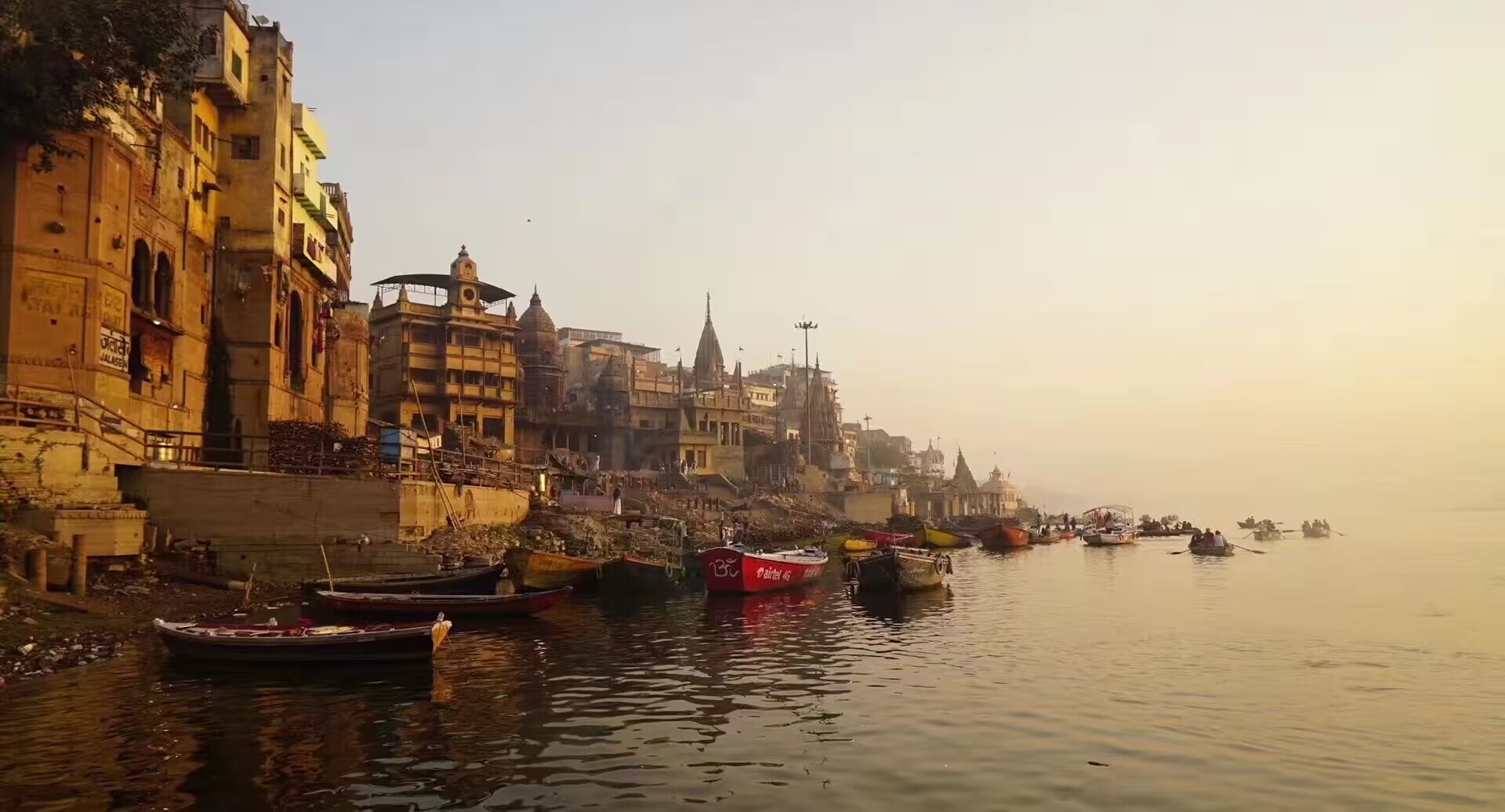 恒河之旅：探索印度灵魂的圣河