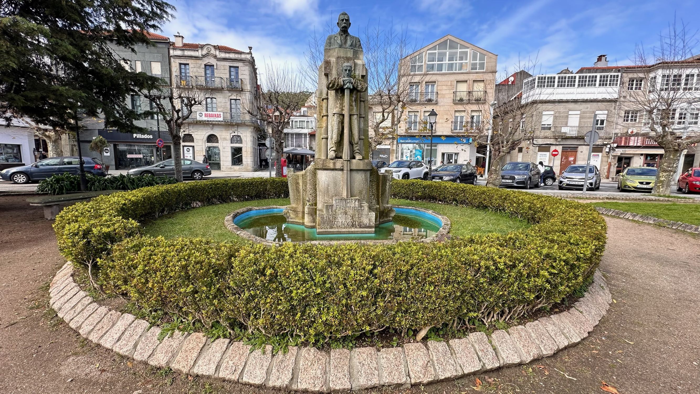 菲利克斯·索阿奇·维拉里诺雕像Estatua de Féli
