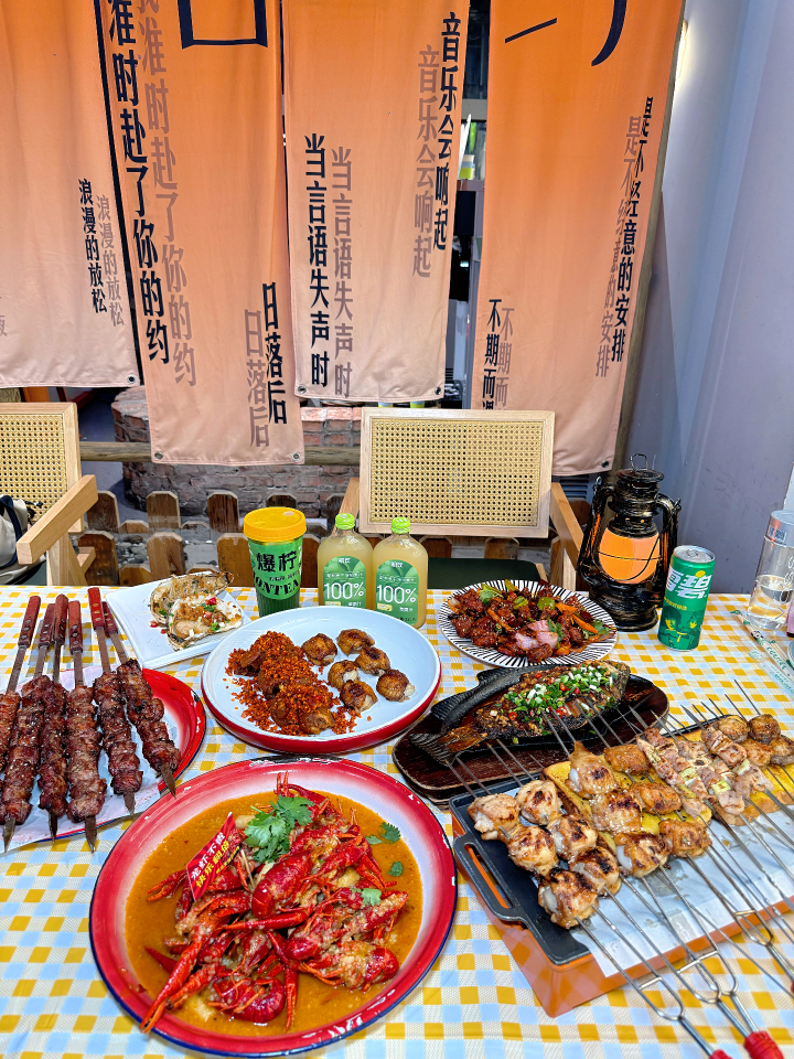 明签里地标烧烤