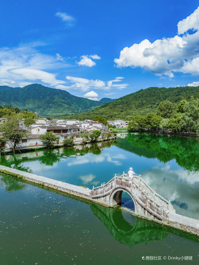 被《国家地理》评为皖南最美古村有多绝_黟县宏村景区玩法