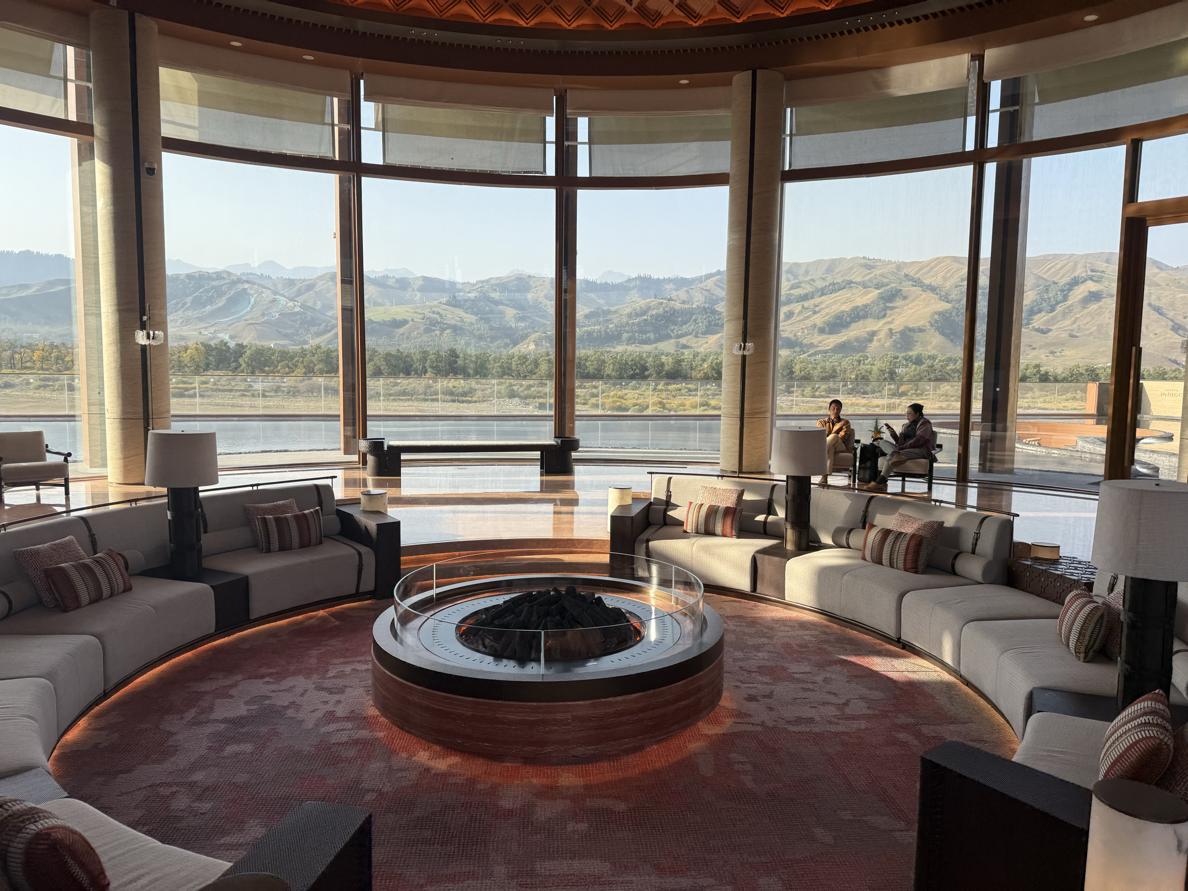 那拉提华美胜地英迪格酒店·恰秀·邻里餐厅