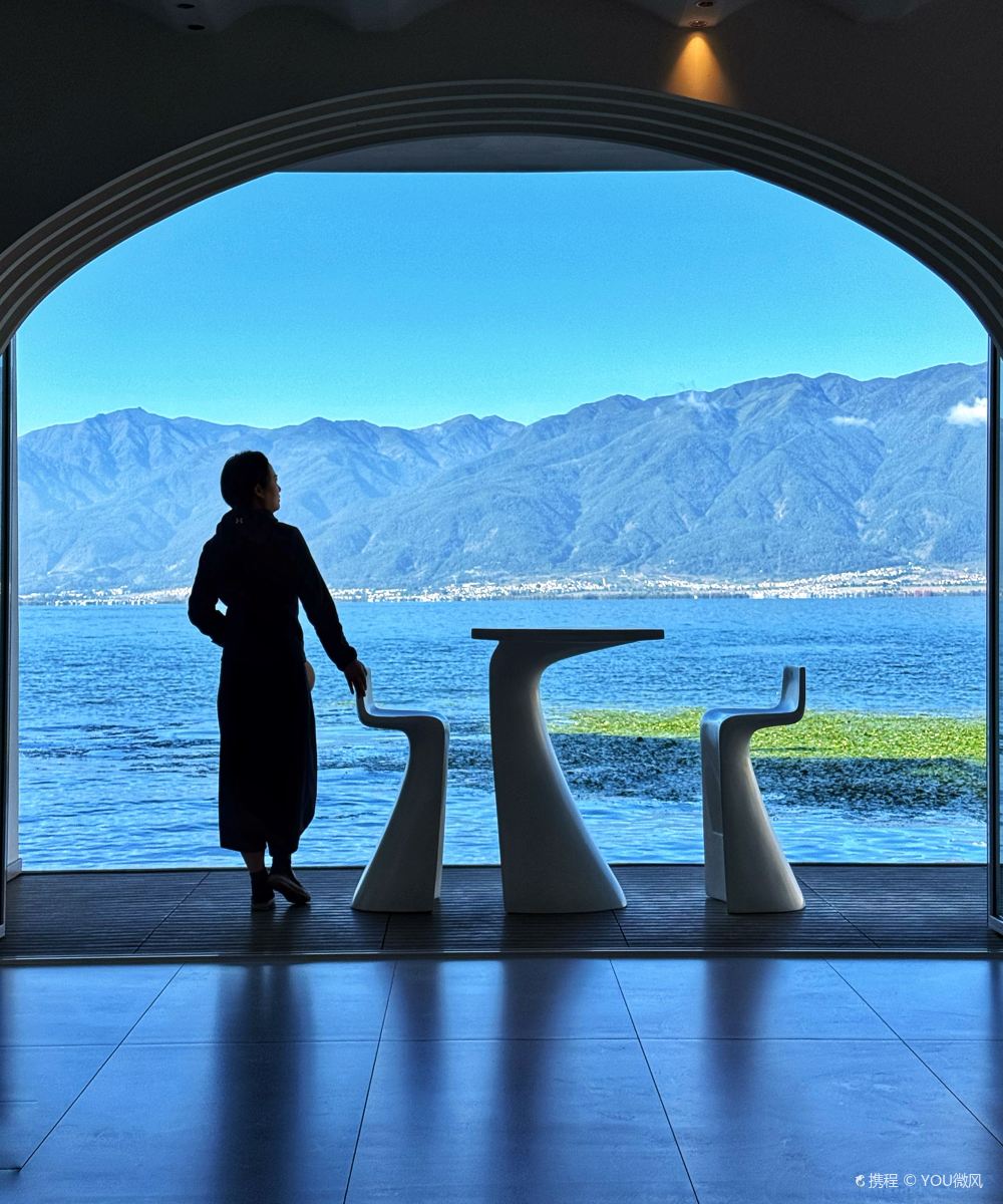 三色云河(大理双廊洱海·雪店)图片