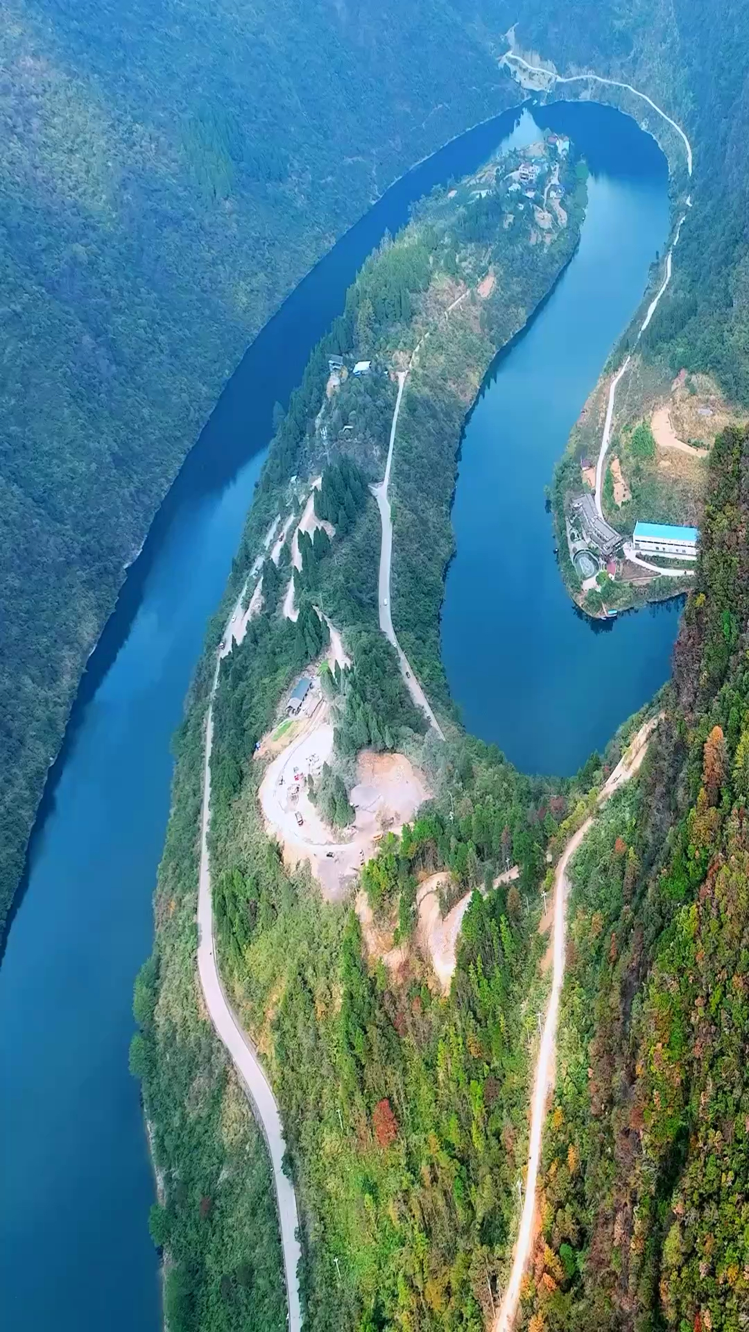 大自然的鬼斧神工——造就出这么有意思的山川河流，这般形状的仅此一处！