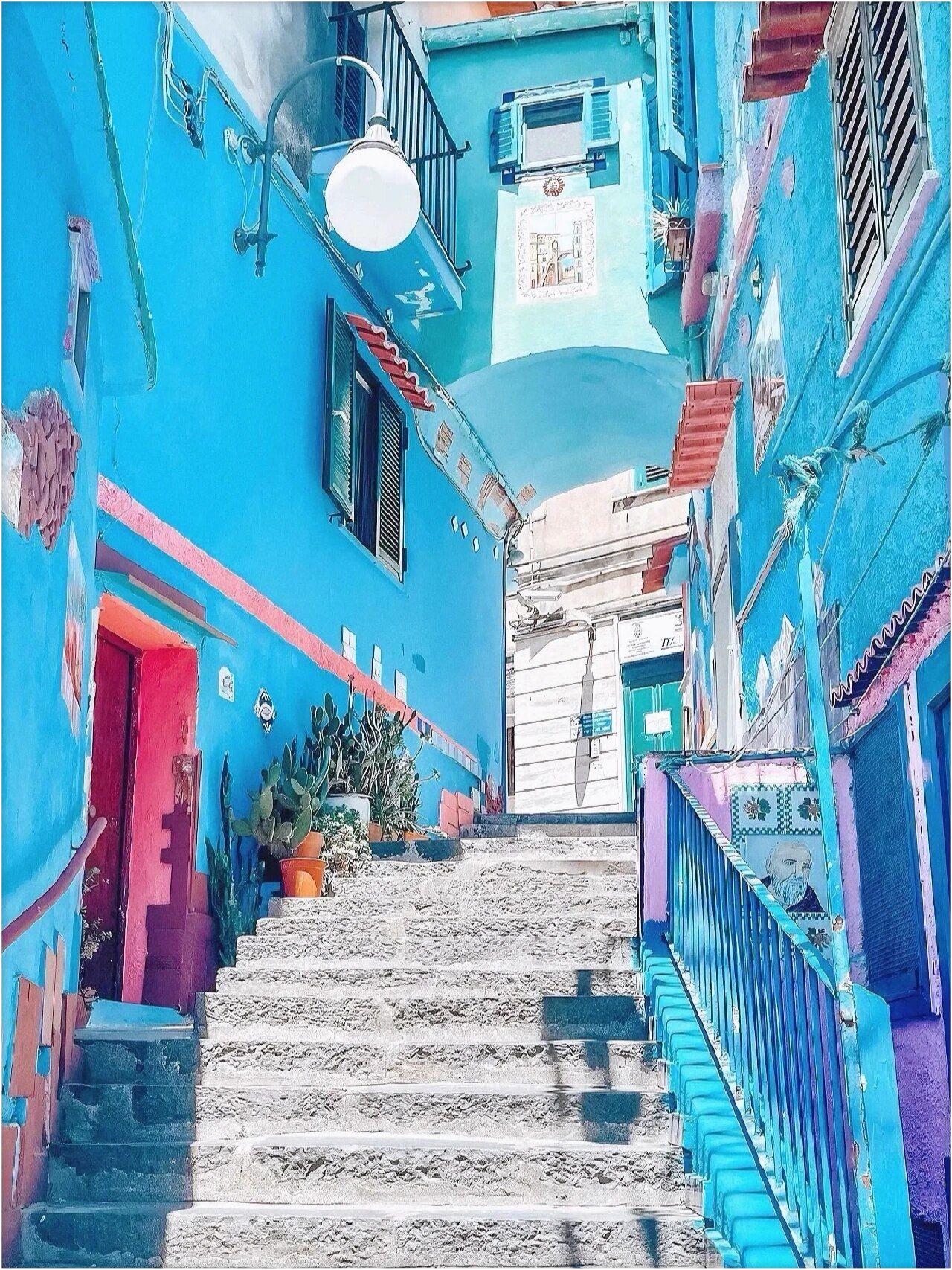 意大利阿马尔菲海岸🦋绝美粉蓝陶瓷小镇