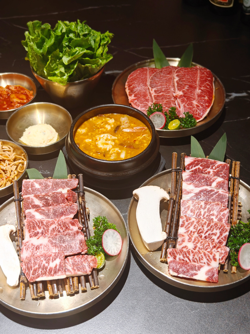 崔家庄木炭烤肉(曹路宝龙广场店)